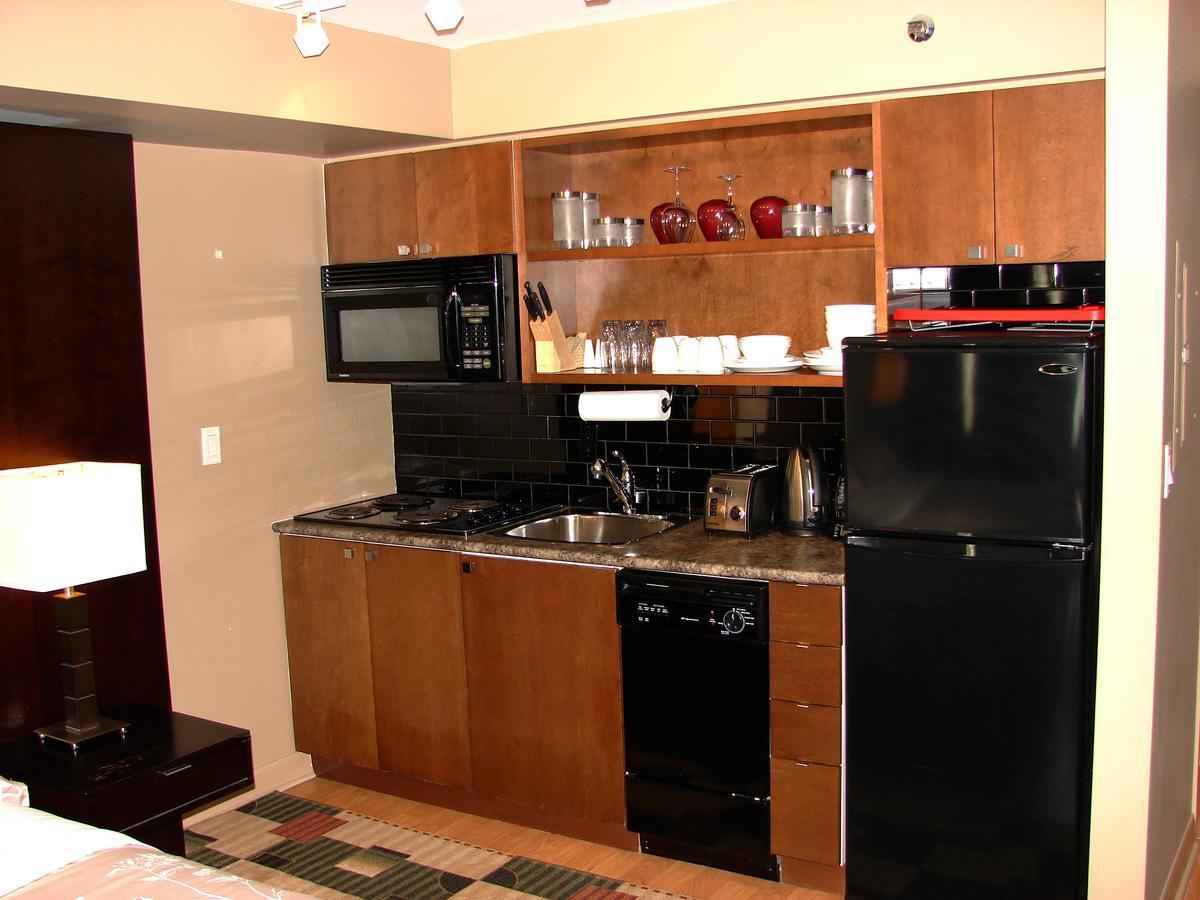 Visitor Accommodation Toronto Bagian luar foto