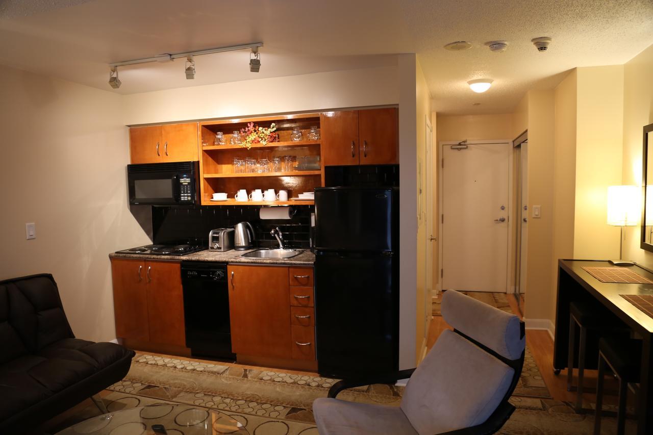 Visitor Accommodation Toronto Bagian luar foto