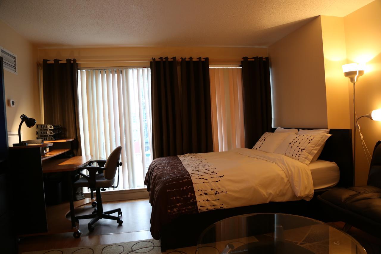 Visitor Accommodation Toronto Bagian luar foto