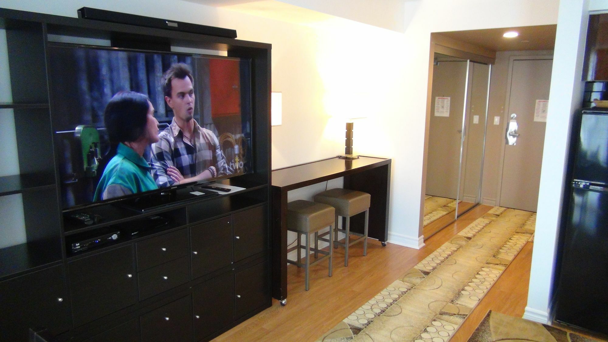 Visitor Accommodation Toronto Bagian luar foto