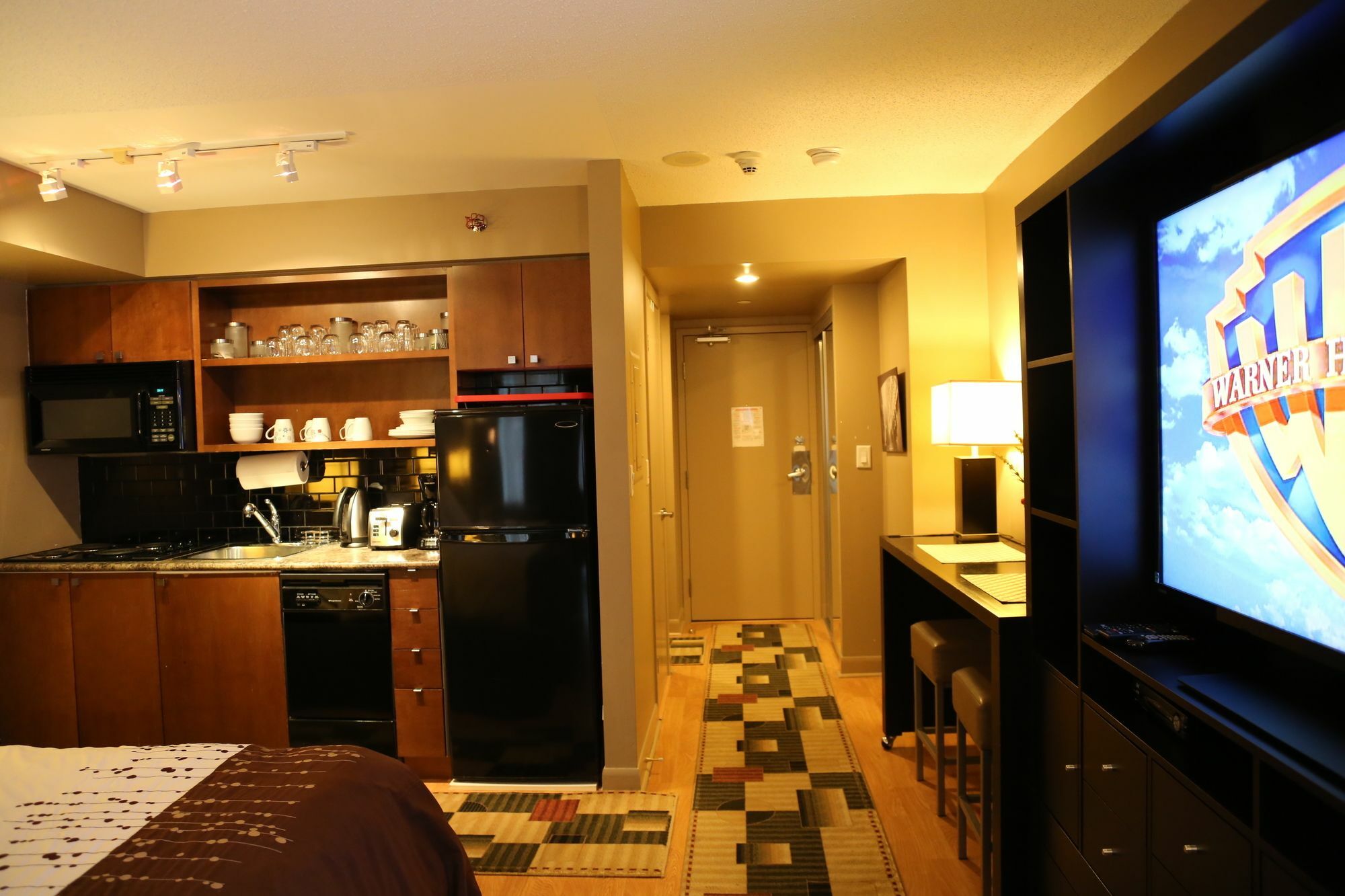 Visitor Accommodation Toronto Bagian luar foto