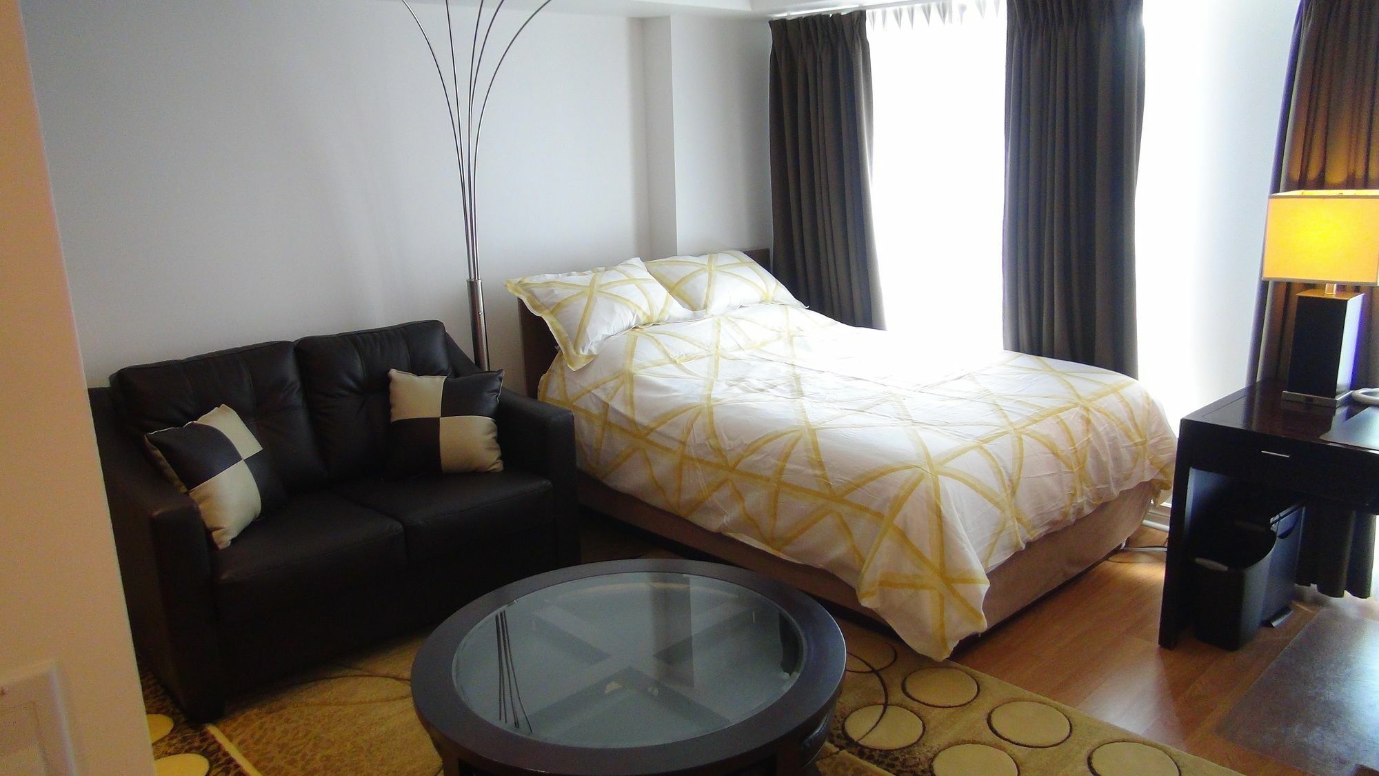 Visitor Accommodation Toronto Bagian luar foto